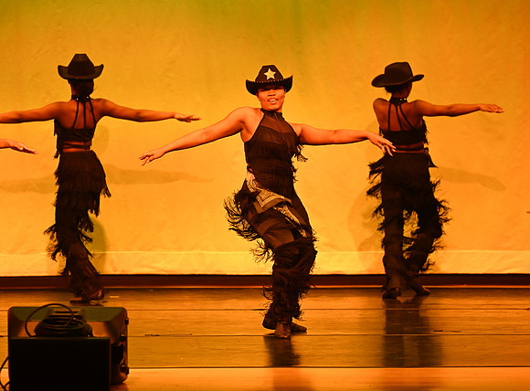 OMHSDance-00398