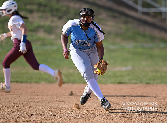 BullSoftball01738