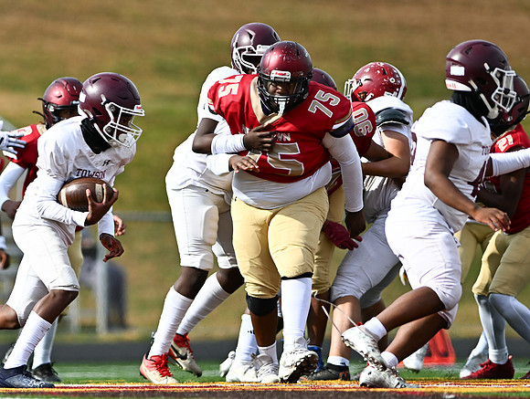 Towson-v-NT-JV-02897
