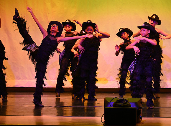 OMHSDance-00533