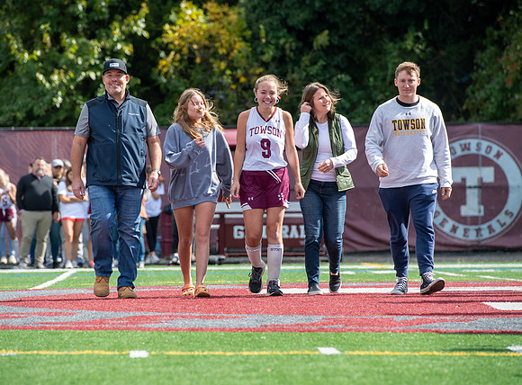 TowsonFH-Seniors (1 of 41)