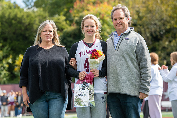 TowsonFH-Seniors (8 of 41)