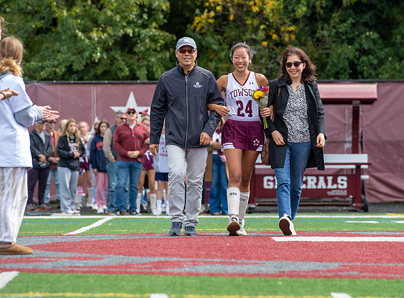TowsonFH-Seniors (9 of 41)
