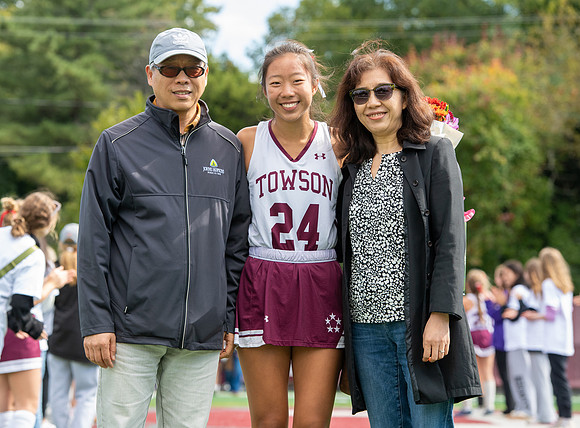 TowsonFH-Seniors (10 of 41)
