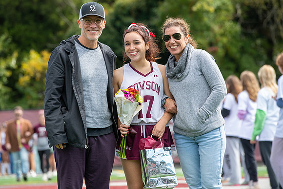 TowsonFH-Seniors (22 of 41)