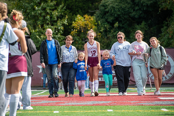 TowsonFH-Seniors (28 of 41)