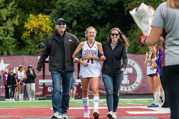 TowsonFH-Seniors (33 of 41)