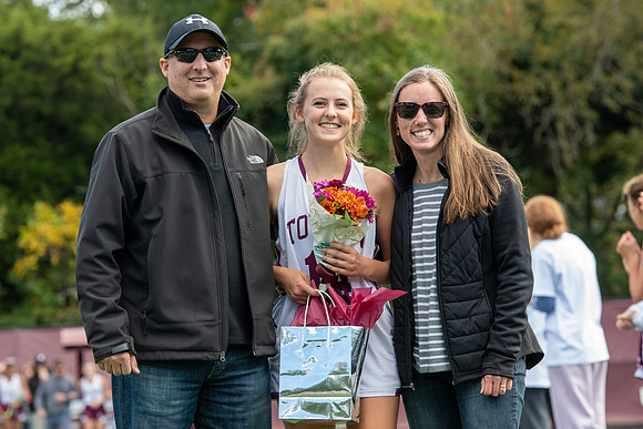 TowsonFH-Seniors (34 of 41)