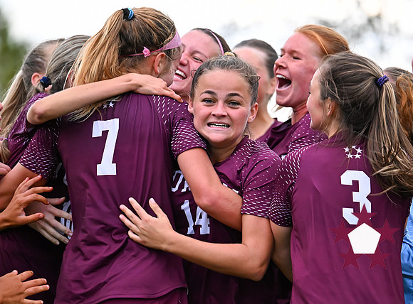 TowsonWSoccerSeniors02683