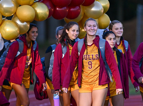 HerefordSeniorNight03412