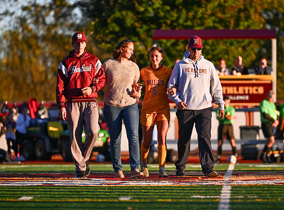 HerefordSeniorNight03654
