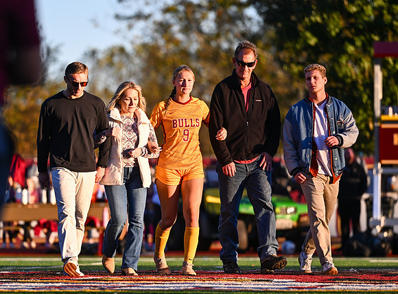 HerefordSeniorNight03723
