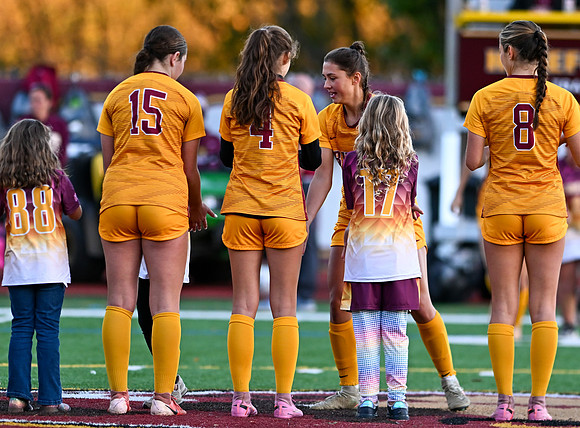 HerefordSeniorNight04079