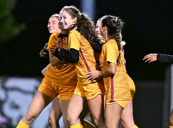 HerefordSeniorNight06944