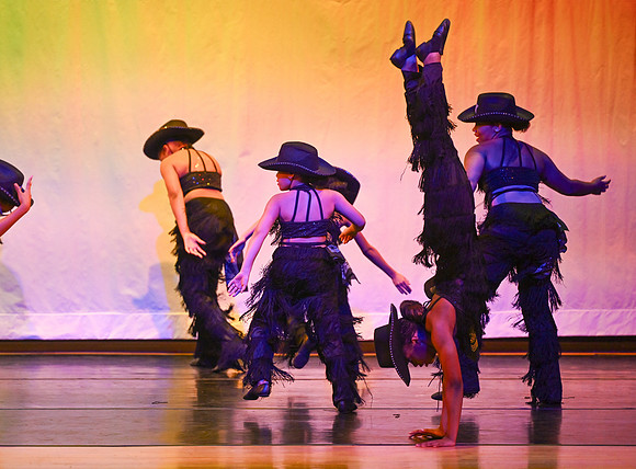 OMHSDance-00610