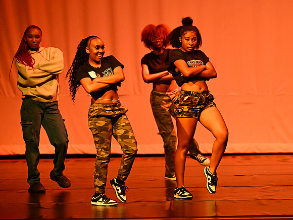 NTHSSeniorShowcase2586
