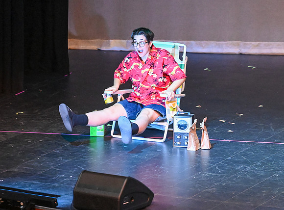 DualneyTheater00452