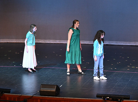 DualneyTheater00455