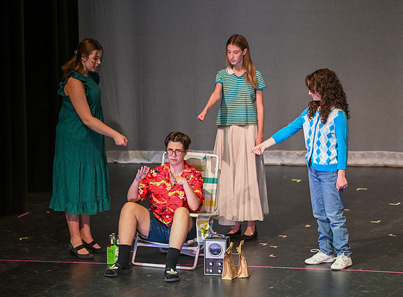 DualneyTheater00475