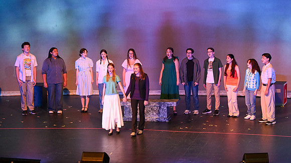 DualneyTheater00805