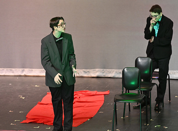 DualneyTheater00887