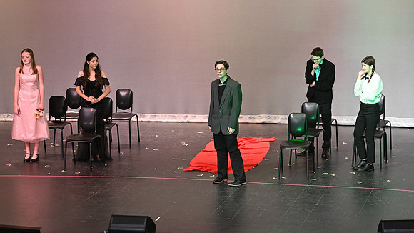 DualneyTheater00890