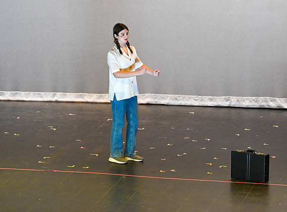 DualneyTheater00981