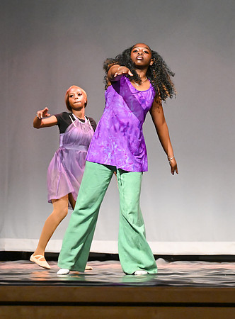 NewtownDance00777