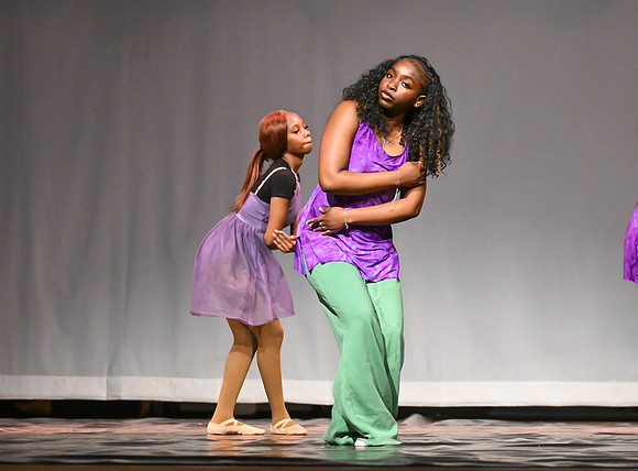 NewtownDance00782