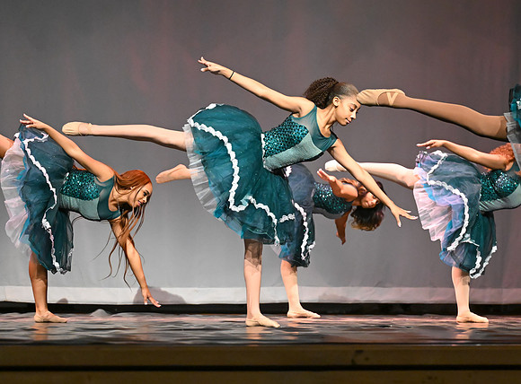 NewtownDance00848