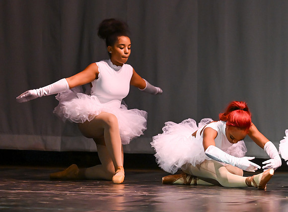 NewtownDance01091
