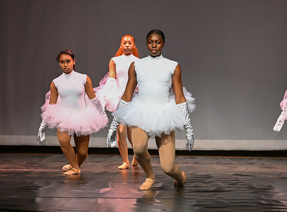 NewtownDance01173