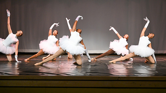 NewtownDance01175