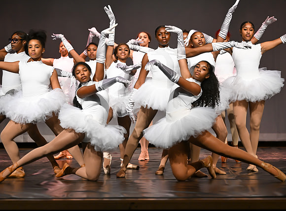 NewtownDance01271