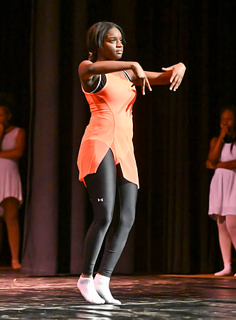 NewtownDance01298