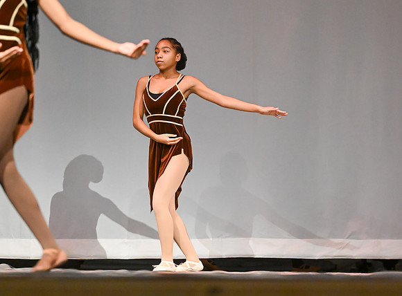 NewtownDance01343