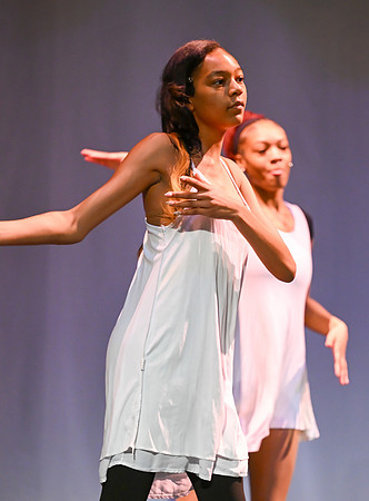 NewtownDance01440