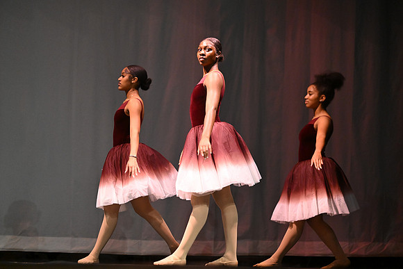 NewtownDance01518
