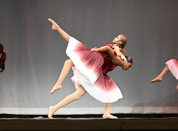 NewtownDance01542