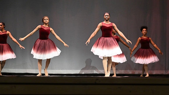 NewtownDance01557