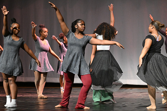 NewtownDance01694