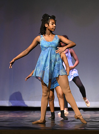 NewtownDance01813