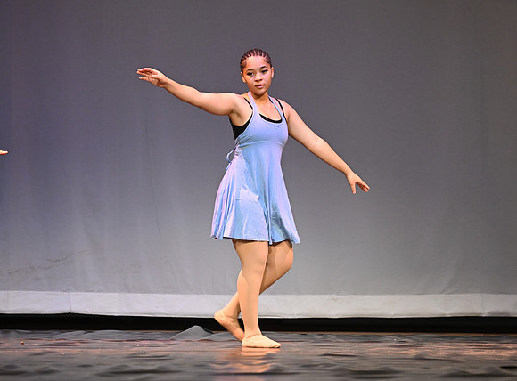 NewtownDance01845