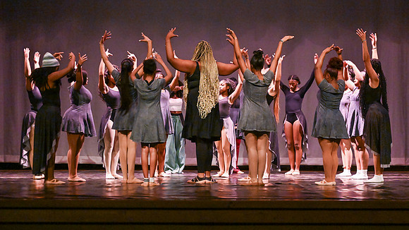 NewtownDance01807