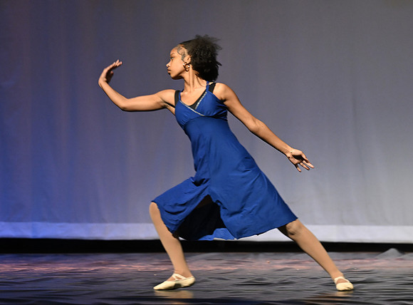 NewtownDance01904