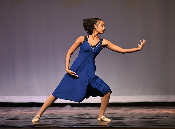 NewtownDance01908