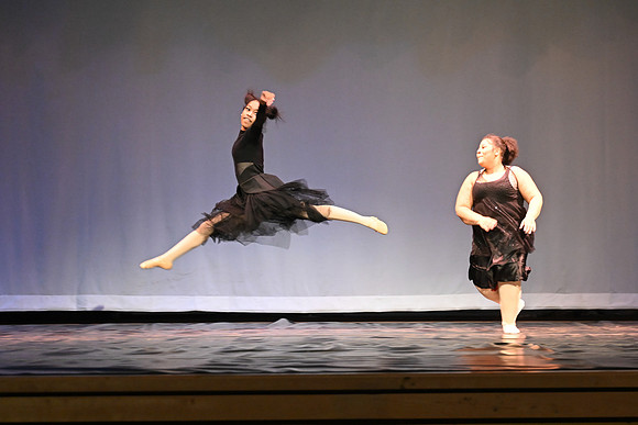 NewtownDance02036