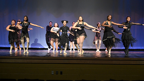 NewtownDance02010
