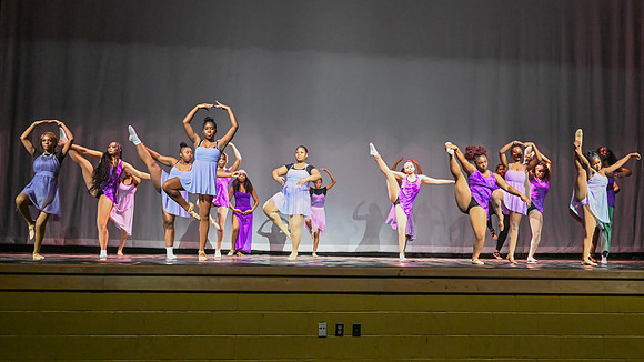 NewtownDance02450