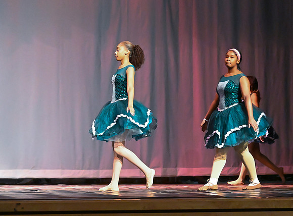 NewtownDance02502